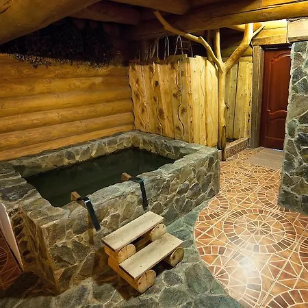 Hotel Praha Wood House 4*
